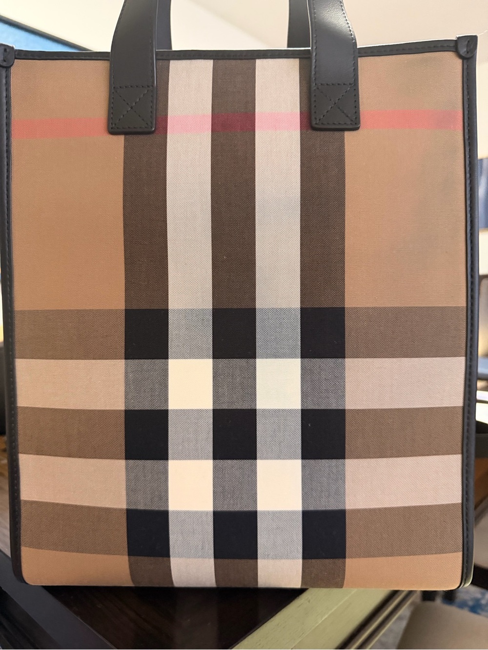 Burberry N/S Tote Black - Picture 7 of 8